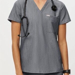 Figs scrub top